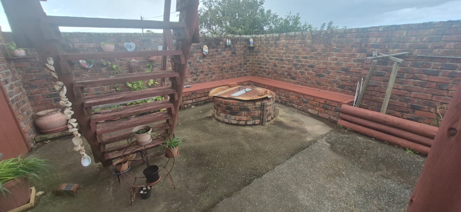 1 Bedroom Property for Sale in Kaysers Beach Eastern Cape